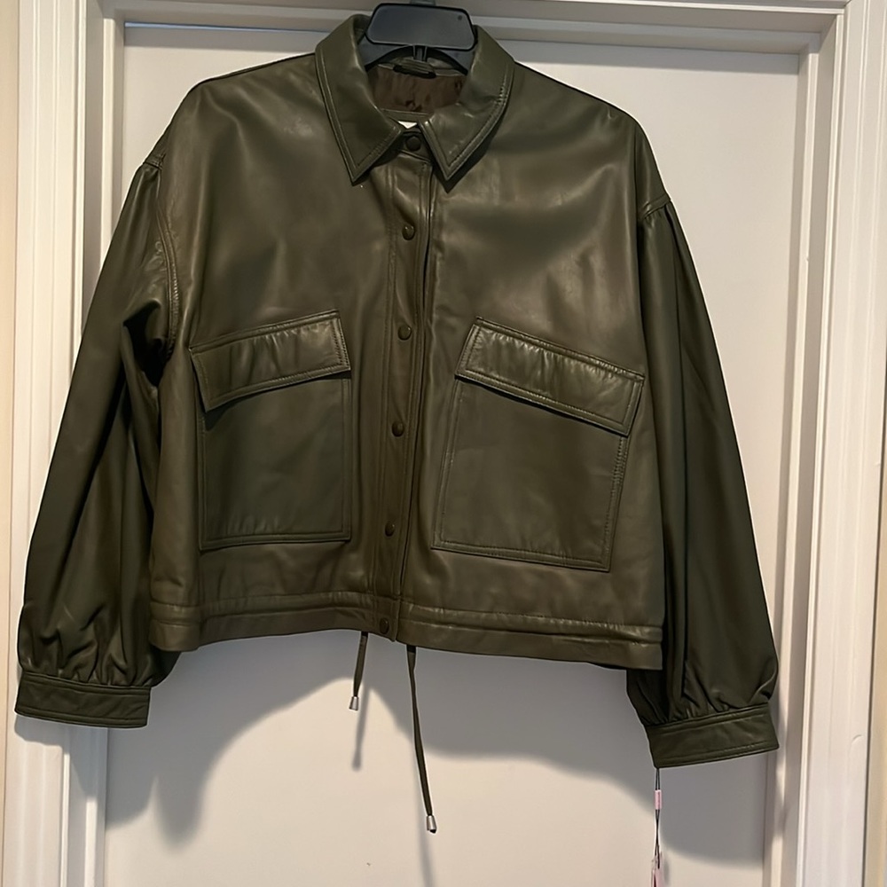 Avec le fils butter soft feminine leather jacket- color is olive drab. NWT - Picture 1 of 7